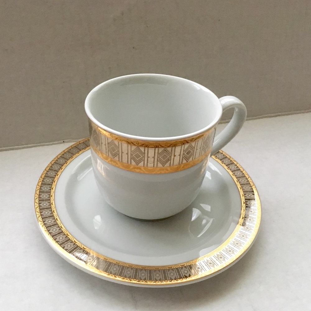 Fine China cup & saucer plate white gold European